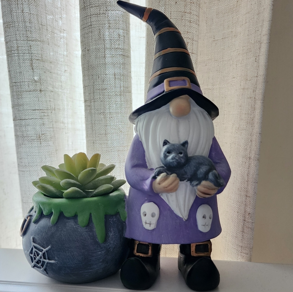 Halloween Decor